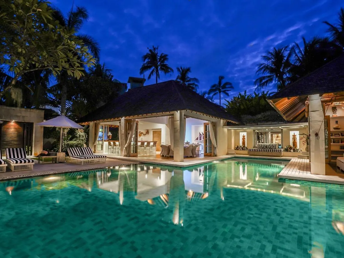 Villa Jajaliluna Seminyak Indonesia