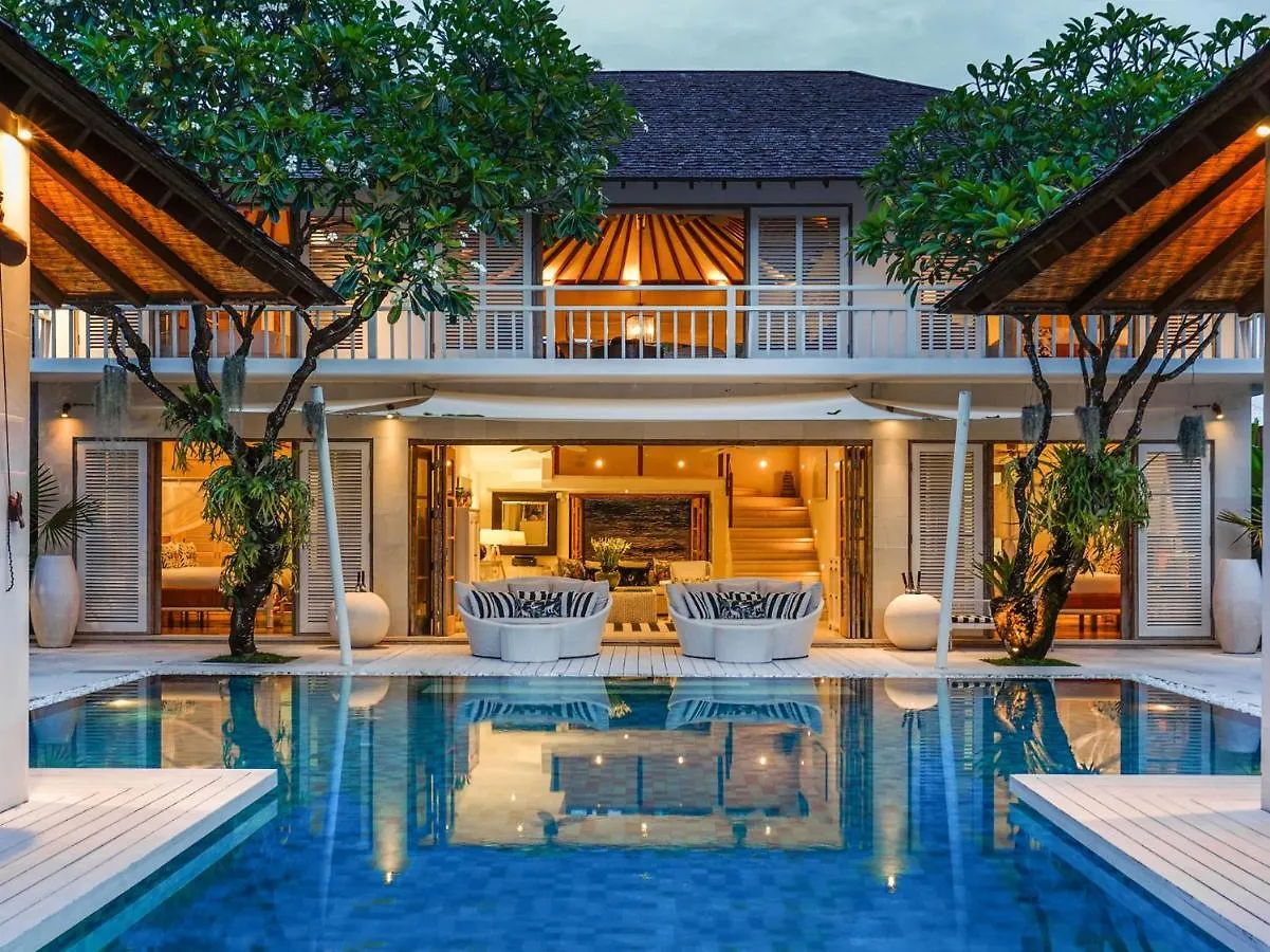 Villa Jajaliluna Seminyak